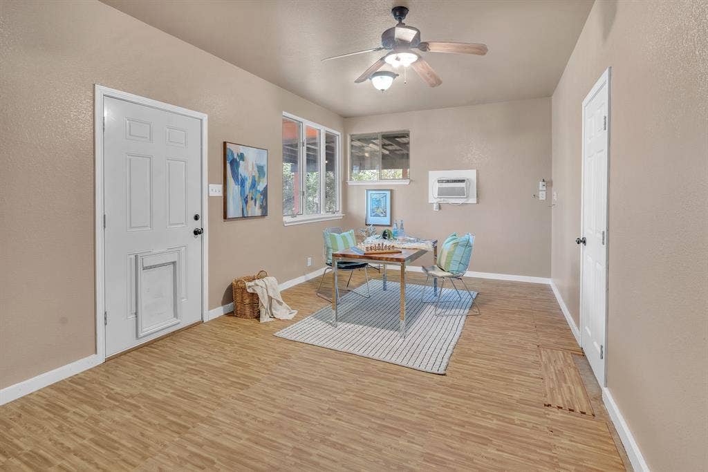 137 Oakwood Court, Lakeside, TX 76135 Man cave or hobby room