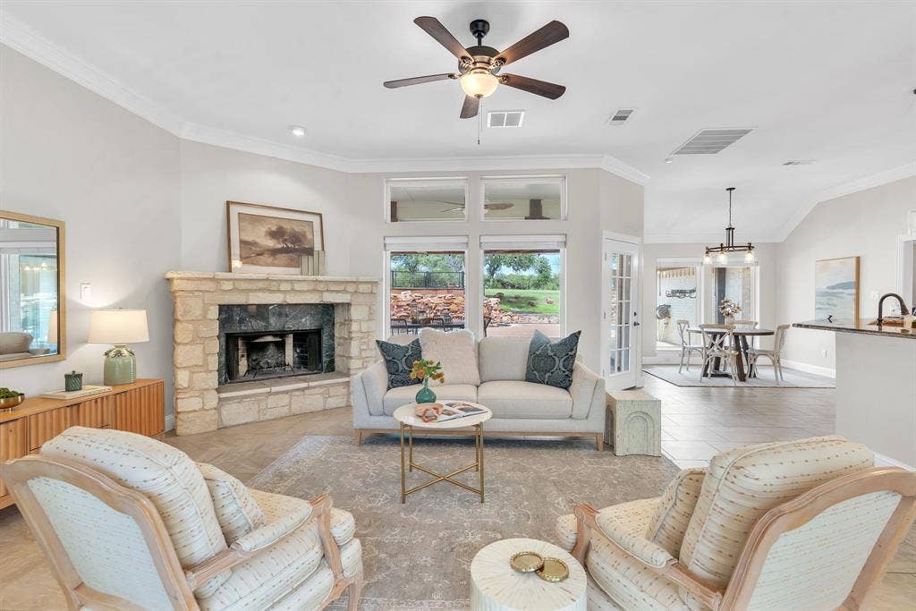 137 Oakwood Court, Lakeside, TX 76135 137 Oakwood Court, Lakeside, TX 76135