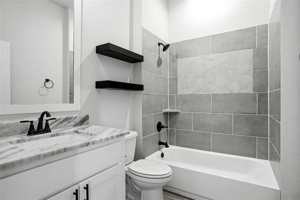 6909 Scarlett Way, Godley, TX 76044 6909 Scarlett Way, Godley, TX 76044