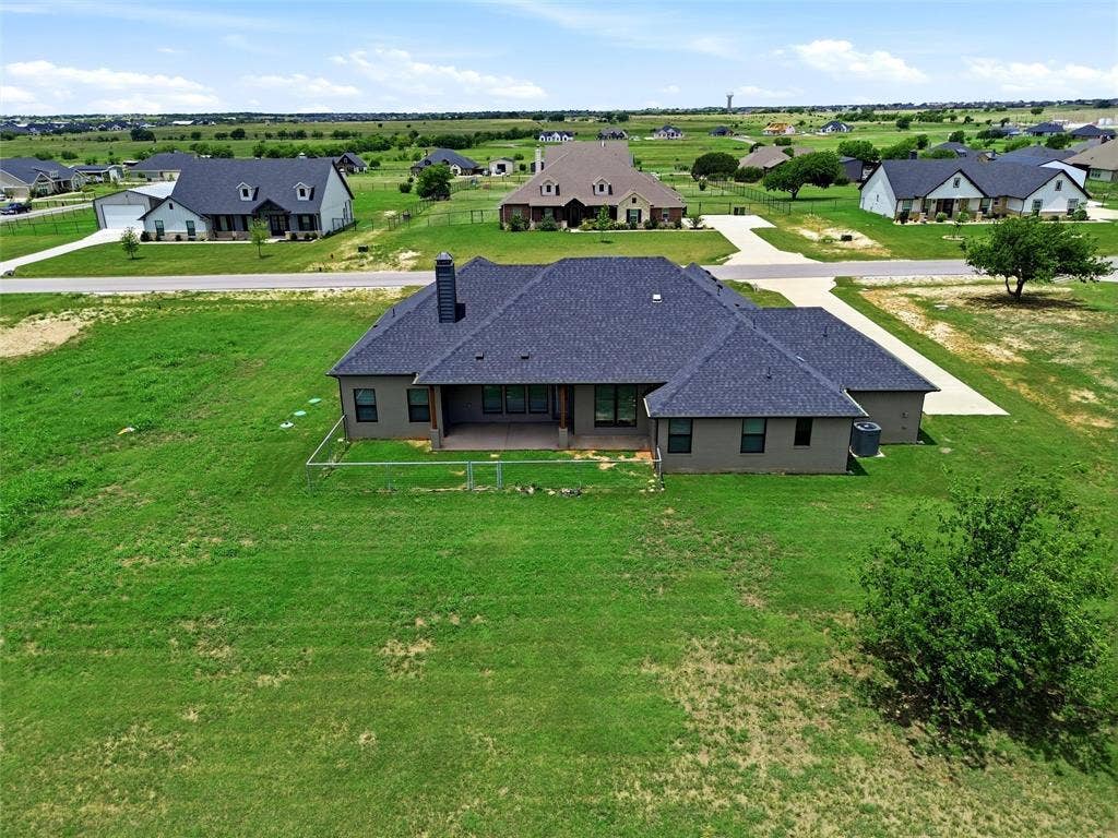 6909 Scarlett Way, Godley, TX 76044 6909 Scarlett Way, Godley, TX 76044