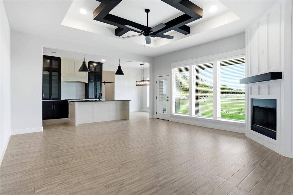 6909 Scarlett Way, Godley, TX 76044 6909 Scarlett Way, Godley, TX 76044