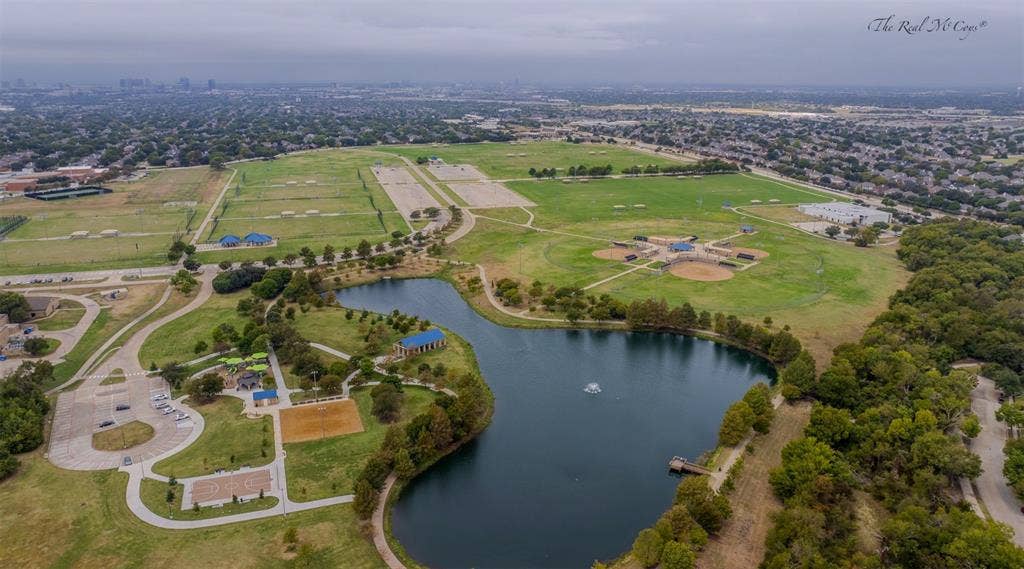 3708 Stockport Drive, Plano, TX 75025 3708 Stockport Drive, Plano, TX 75025