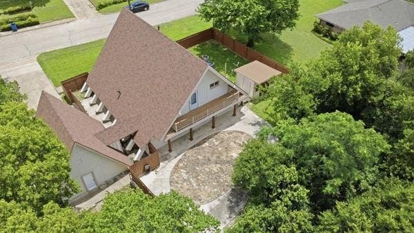 205 Roaring Springs Drive, DeSoto, TX 75115 205 Roaring Springs Drive, DeSoto, TX 75115