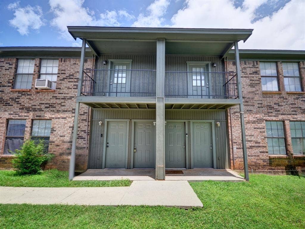 1912 Bernice Street, #B, Haltom City, TX 76117 Front Entry of building. First floor Entry, Second Floor Unit, Covered Balcony