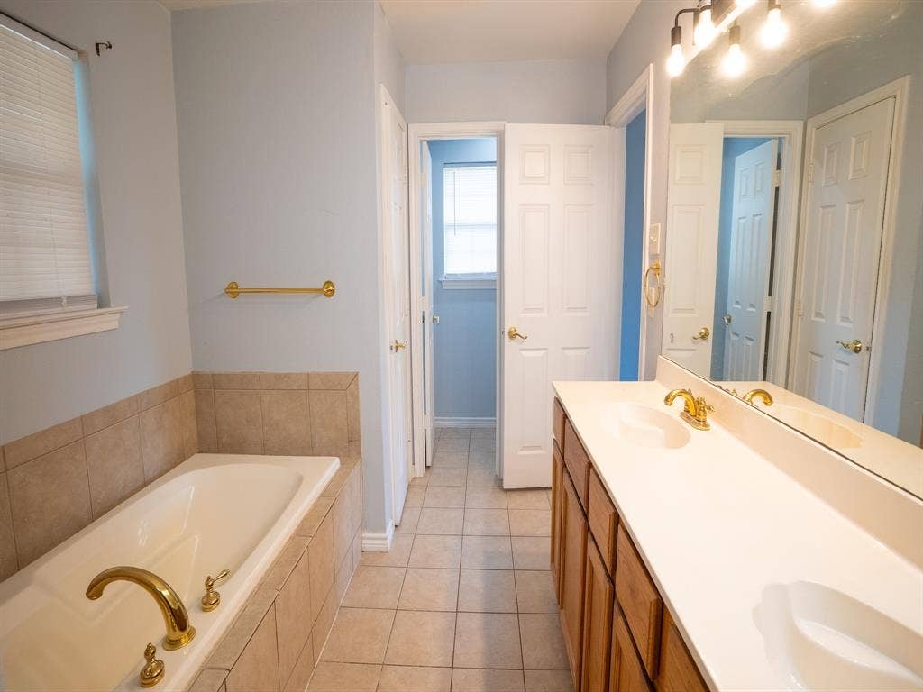 307 Coral Reef Street, Gun Barrel City, TX 75156 307 Coral Reef Street, Gun Barrel City, TX 75156