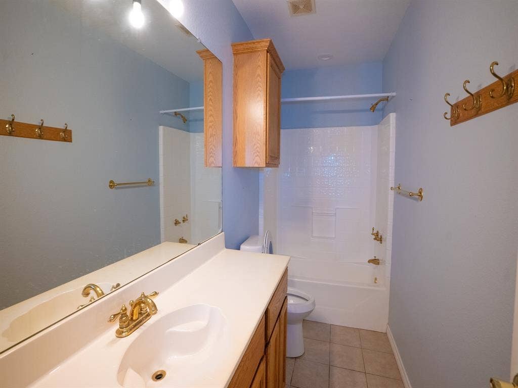 307 Coral Reef Street, Gun Barrel City, TX 75156 307 Coral Reef Street, Gun Barrel City, TX 75156