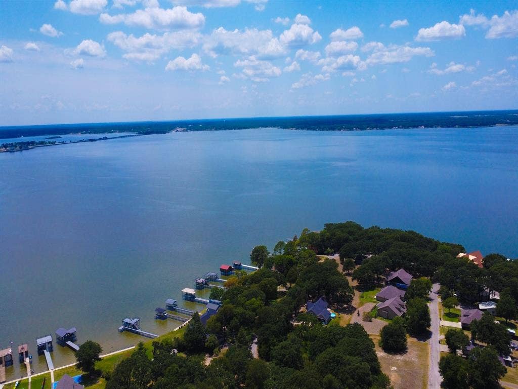 307 Coral Reef Street, Gun Barrel City, TX 75156 307 Coral Reef Street, Gun Barrel City, TX 75156
