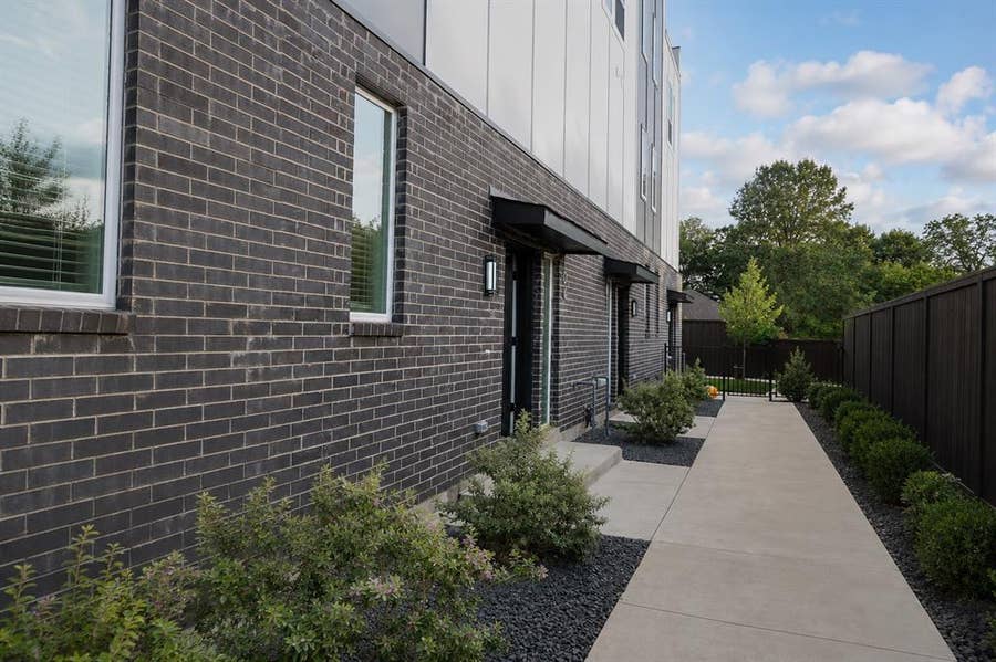 Property photo for 7207 Mohawk Drive, #106, Dallas, TX