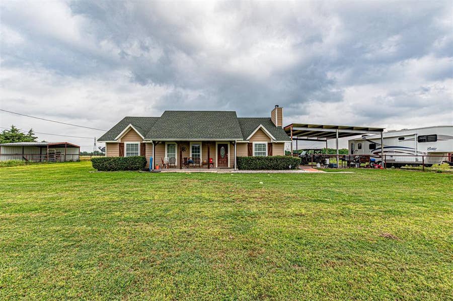 Property photo for 5538 County Road 3214, Lone Oak, TX