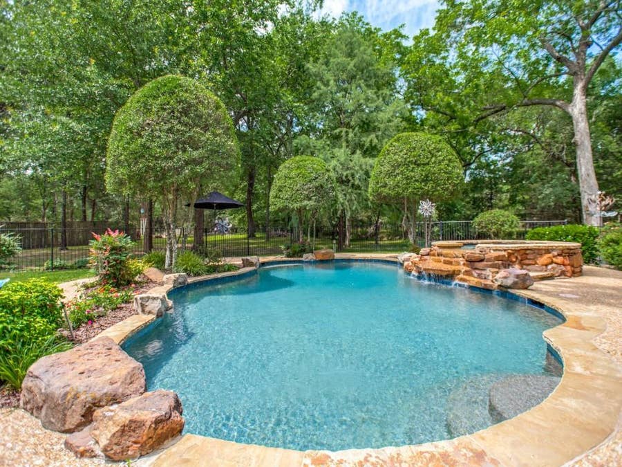 Property photo for 6 Bluebonnet Trail, Greenville, TX