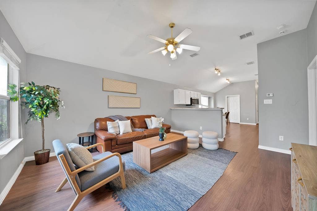 11765 Bobcat Drive, Fort Worth, TX 76244 11765 Bobcat Drive, Fort Worth, TX 76244