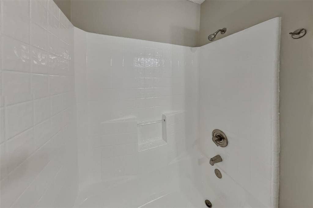 524 Buckstone Drive, Saginaw, TX 76179 524 Buckstone Drive, Saginaw, TX 76179