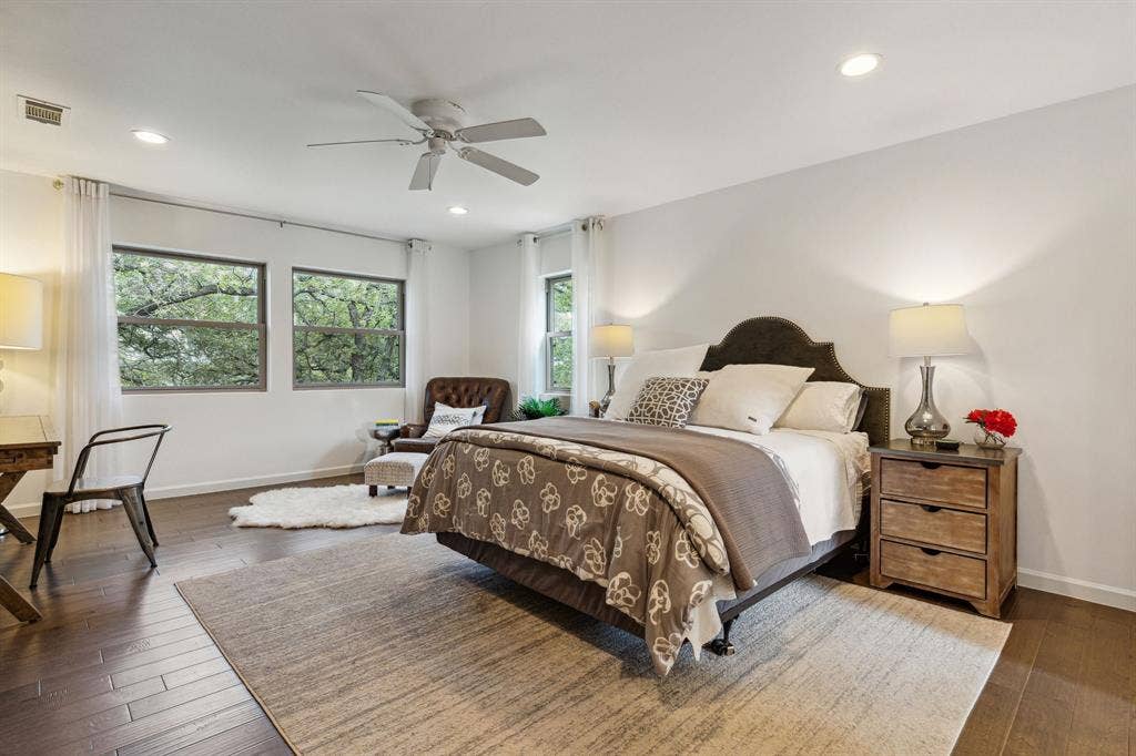 7342 Briar Road, Azle, TX 76020 Large master bedroom with sitting area and beautiful views of the park-like gardens