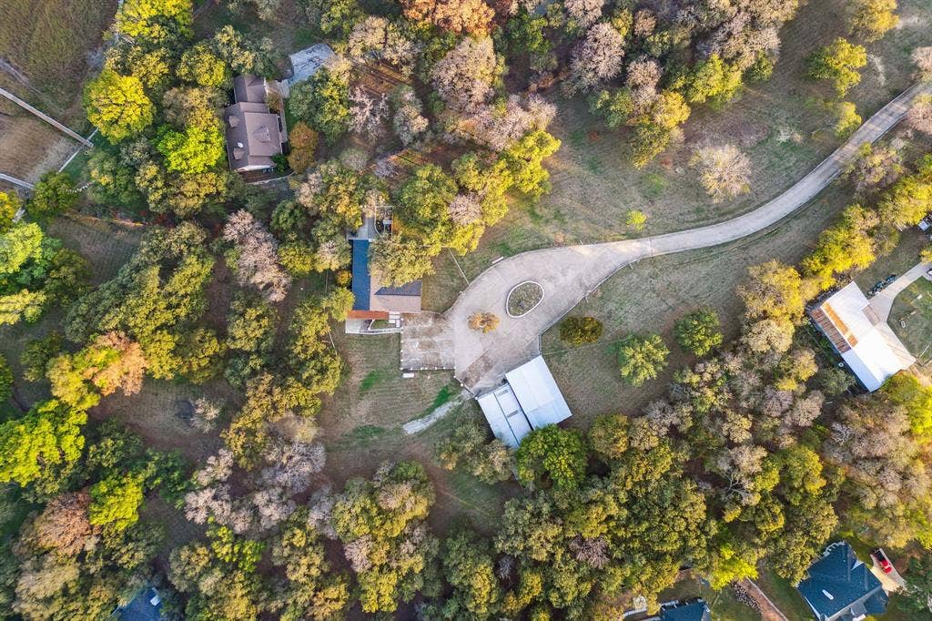 7342 Briar Road, Azle, TX 76020 View of bird's eye view of the driveway showing the privacy of the property