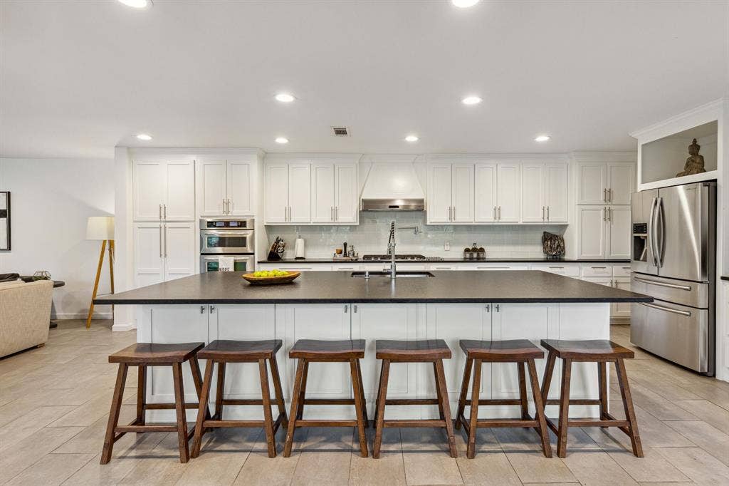 7342 Briar Road, Azle, TX 76020 Oversize kitchen is the heart of the house