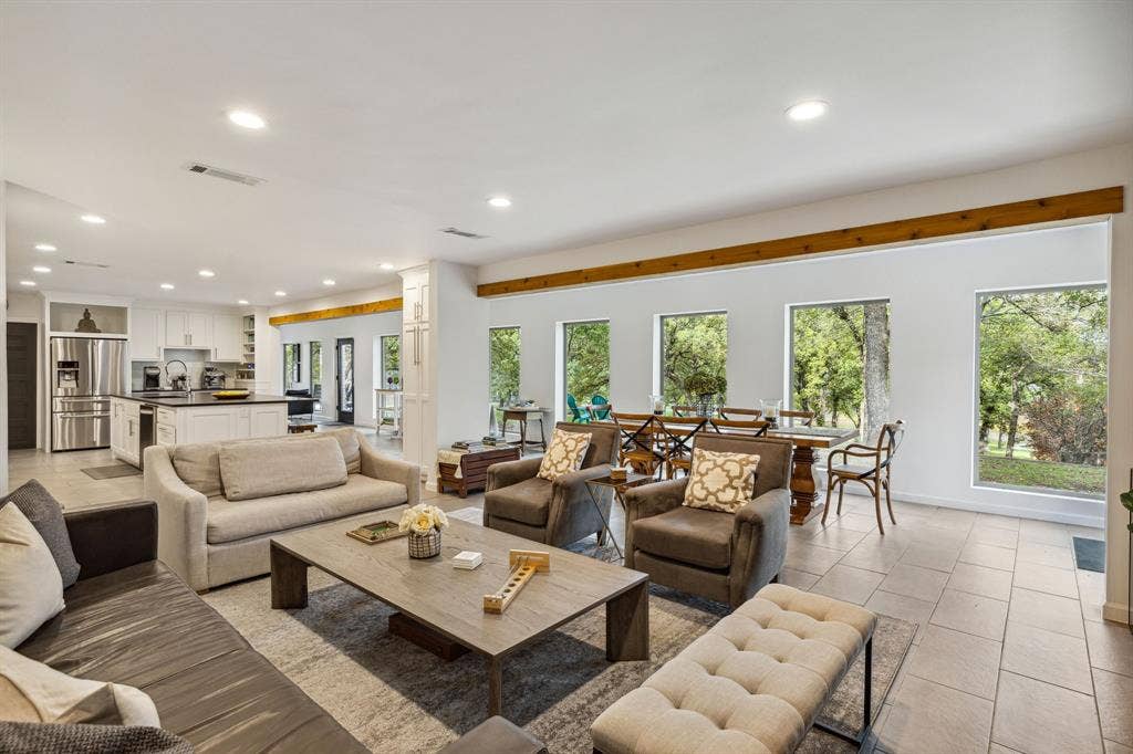 7342 Briar Road, Azle, TX 76020 Cozy living area combines modern and organic elements