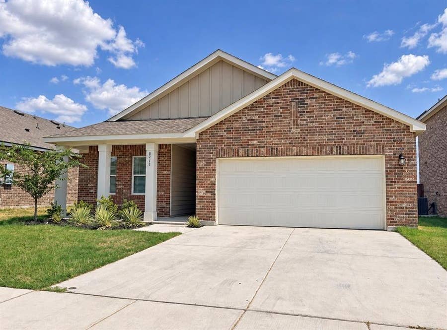 Property photo for 8248 Muscovy Drive, Fort Worth, TX