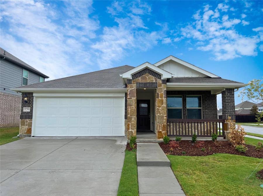 Property photo for 1204 Blue Ridge Place, Royse City, TX