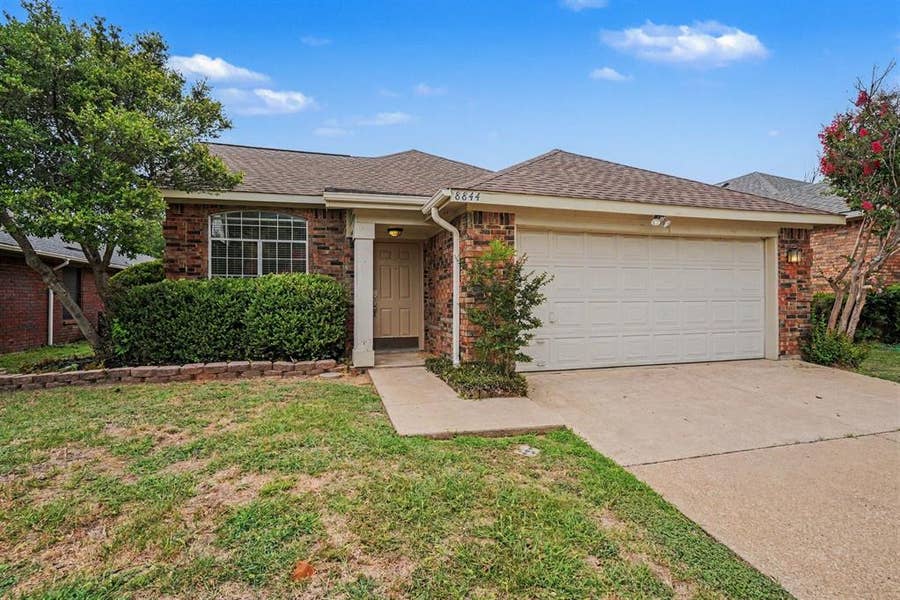 Property photo for 8844 Mystic Trail, Fort Worth, TX