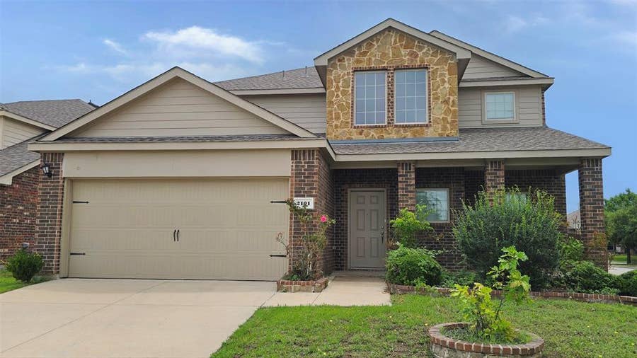 Property photo for 2101 Shady Glen Trail, Princeton, TX