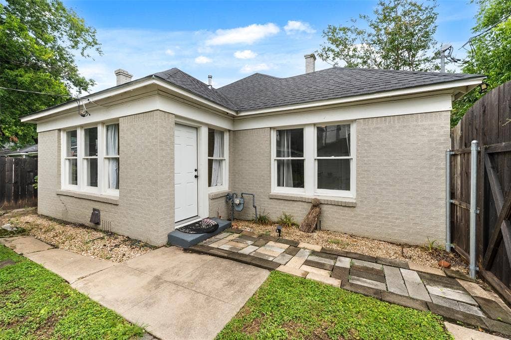 2600 N 17th Street, Waco, TX 76708 2600 N 17th Street, Waco, TX 76708