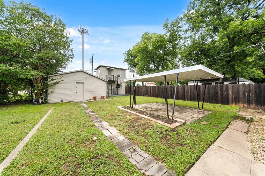 2600 N 17th Street, Waco, TX 76708 2600 N 17th Street, Waco, TX 76708