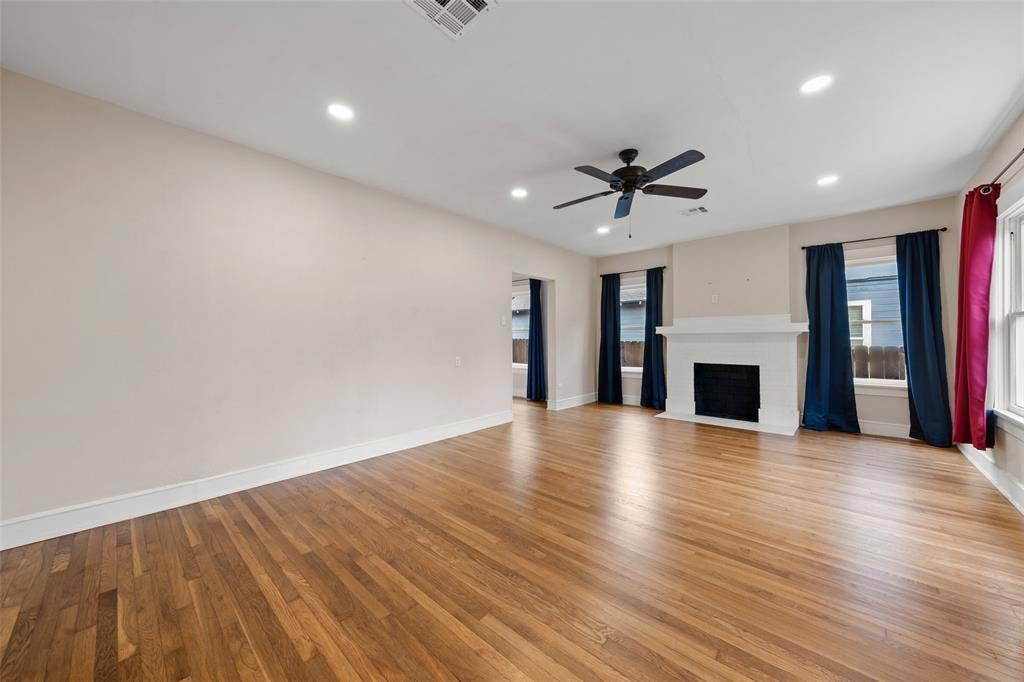 2600 N 17th Street, Waco, TX 76708 2600 N 17th Street, Waco, TX 76708