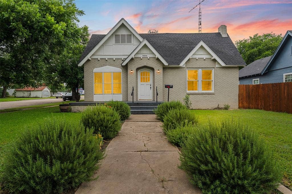 2600 N 17th Street, Waco, TX 76708 2600 N 17th Street, Waco, TX 76708