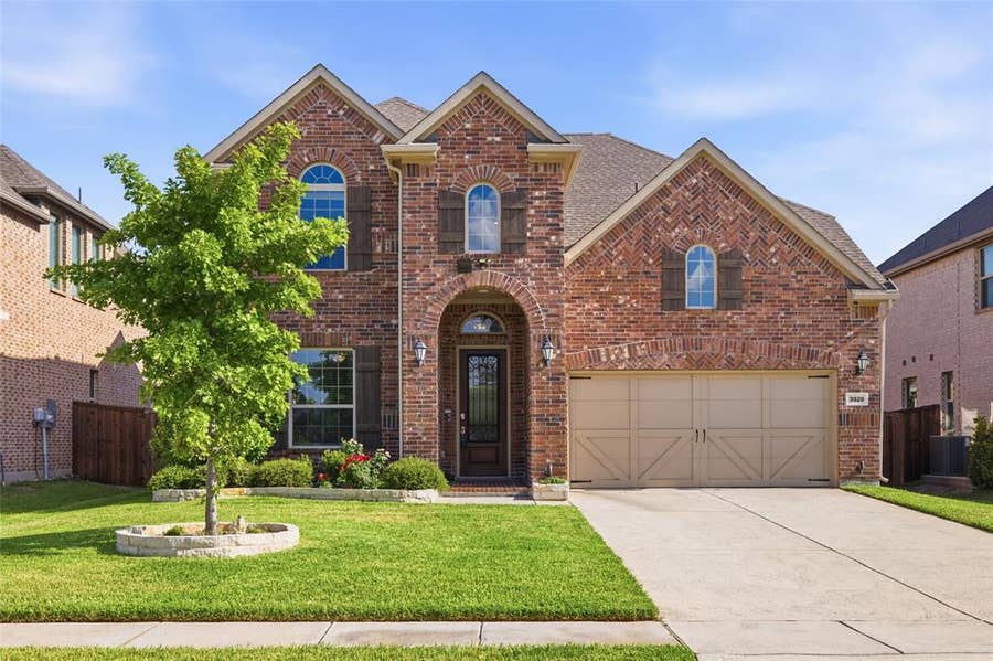 Property photo for 3928 Kindred Lane, Plano, TX
