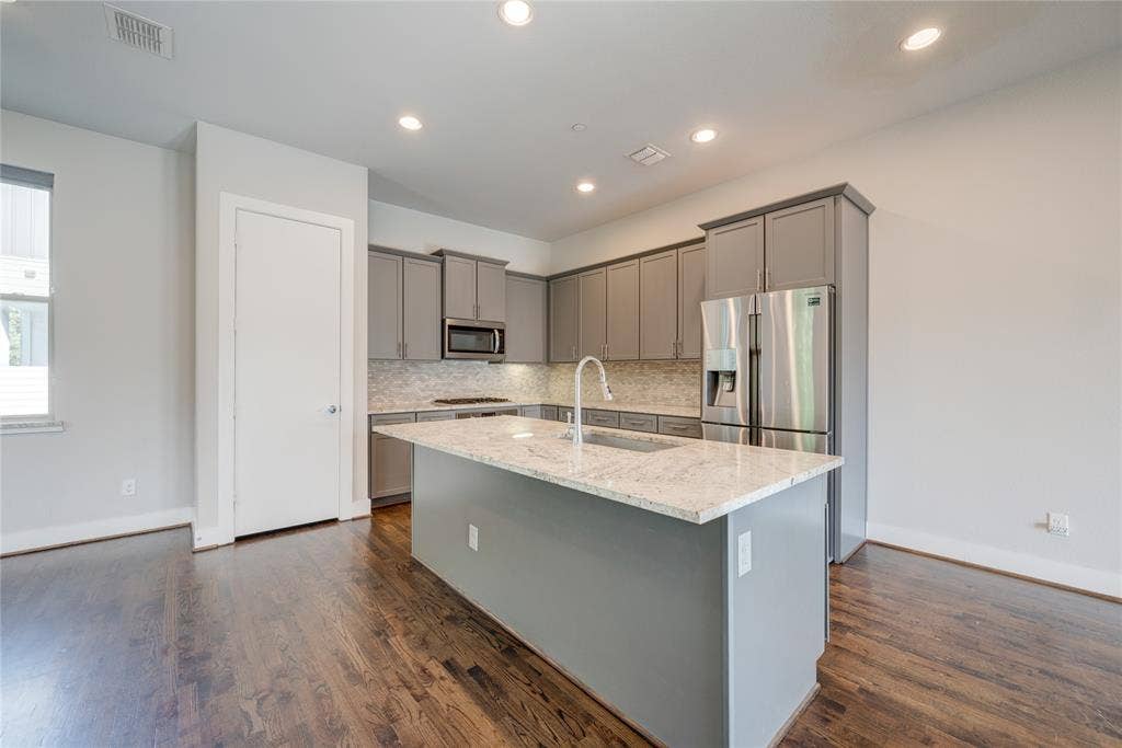 4211 Rawlins Street, #108, Dallas, TX 75219 4211 Rawlins Street, #108, Dallas, TX 75219