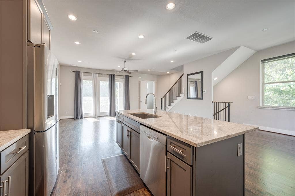 4211 Rawlins Street, #108, Dallas, TX 75219 4211 Rawlins Street, #108, Dallas, TX 75219