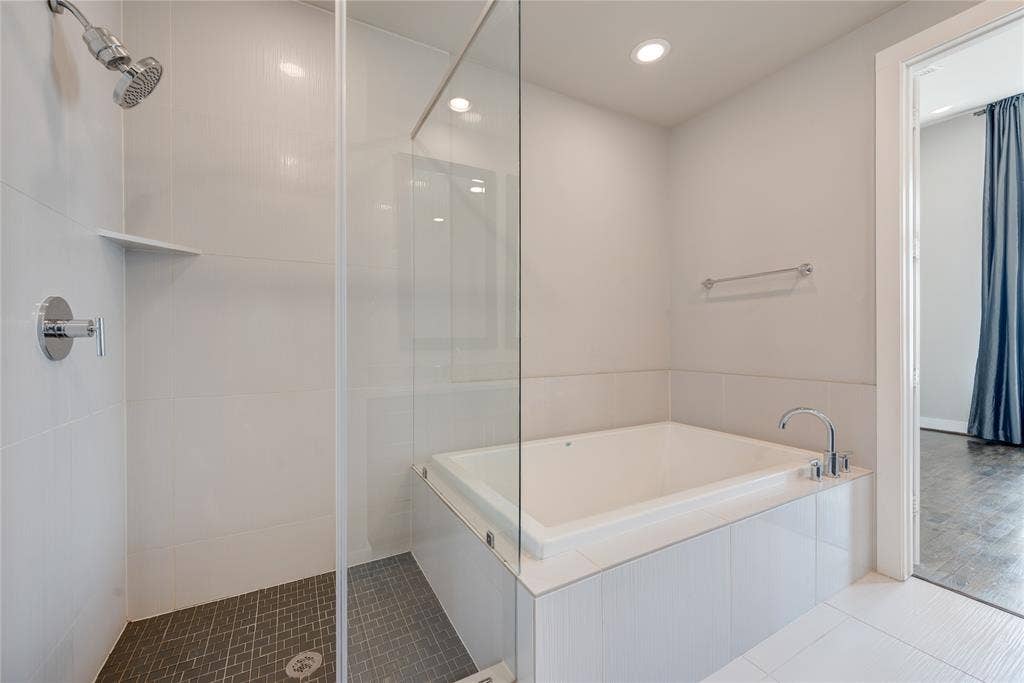 4211 Rawlins Street, #108, Dallas, TX 75219 4211 Rawlins Street, #108, Dallas, TX 75219