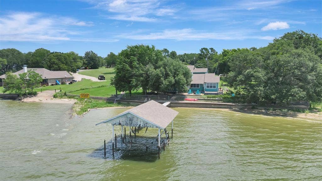 203 Port Drive, Gun Barrel City, TX 75156 203 Port Drive, Gun Barrel City, TX 75156