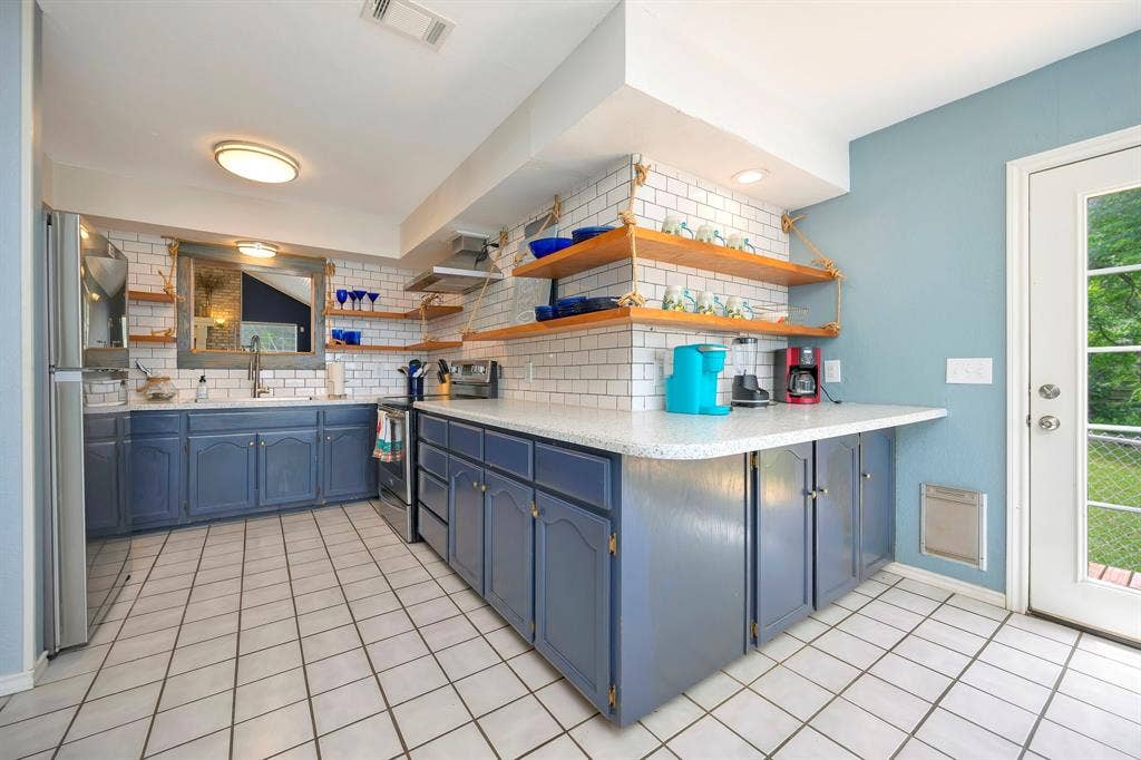 203 Port Drive, Gun Barrel City, TX 75156 203 Port Drive, Gun Barrel City, TX 75156