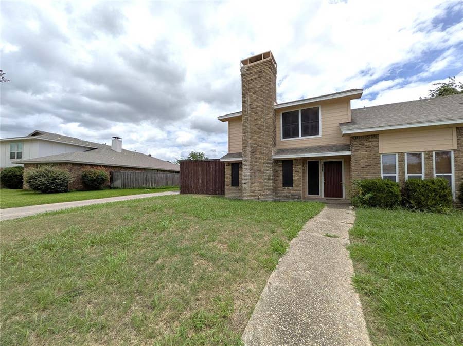 Property photo for 3302 Townbluff Place, Plano, TX