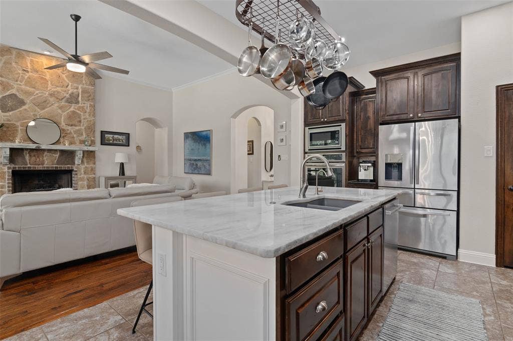 5044 Dogwood Drive, Celina, TX 75009 5044 Dogwood Drive, Celina, TX 75009
