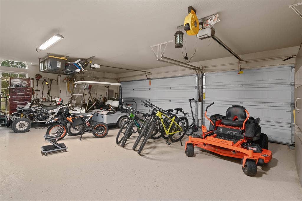 5044 Dogwood Drive, Celina, TX 75009 5044 Dogwood Drive, Celina, TX 75009