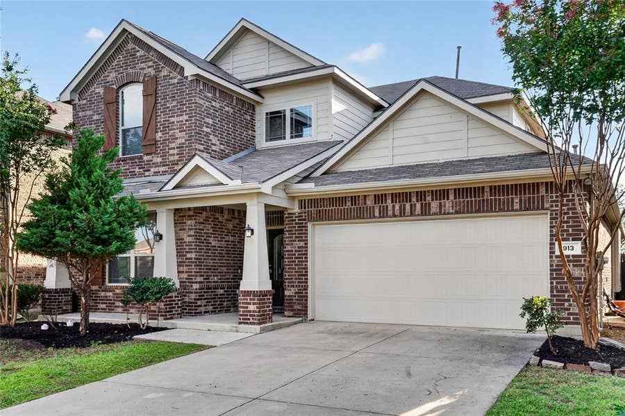 Property photo for 913 Avian Drive, McKinney, TX