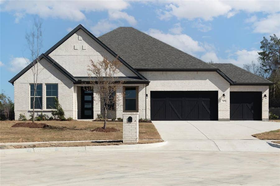 Property photo for 3407 Glorious Court, Heath, TX