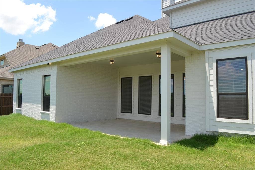3834 Foot Hills Drive, Midlothian, TX 76065
