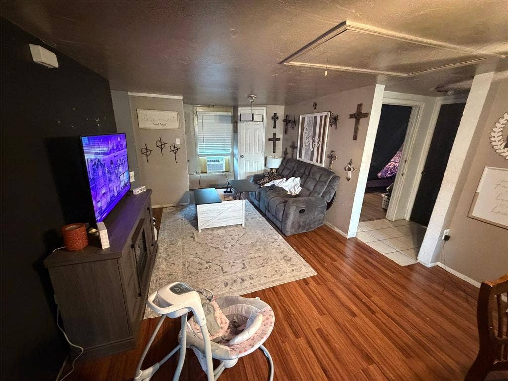 5505 Urbanview Street, Sansom Park, TX 76114 5505 Urbanview Street, Sansom Park, TX 76114