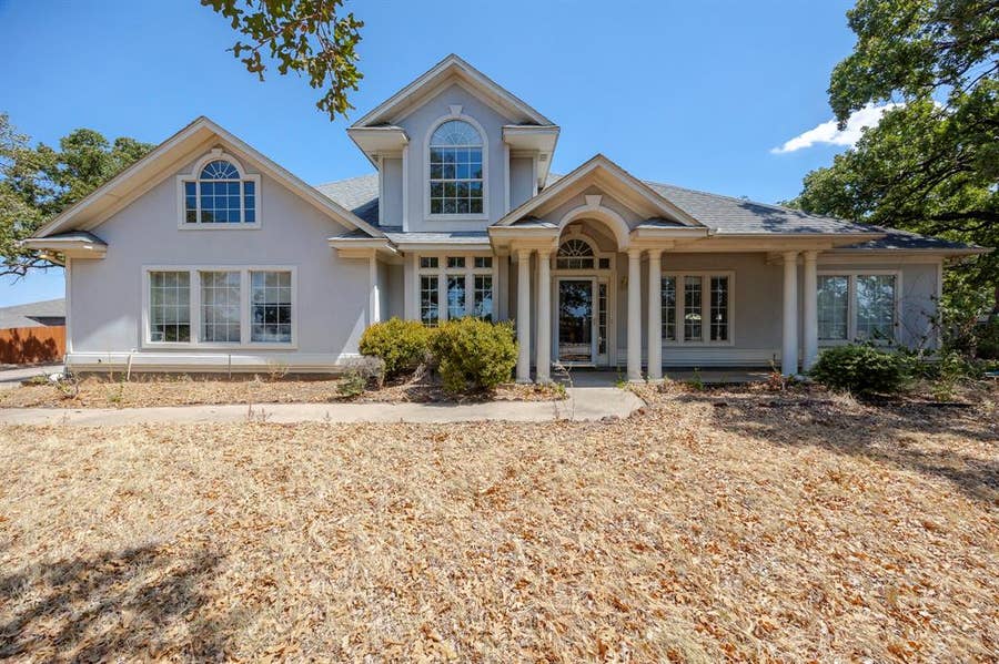 Property photo for 4525 Teasley Lane, Denton, TX
