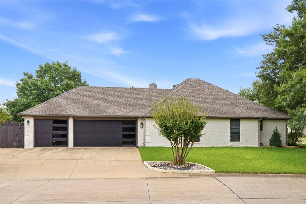 10 Trailside Court, Mansfield, TX 76063 10 Trailside Court, Mansfield, TX 76063