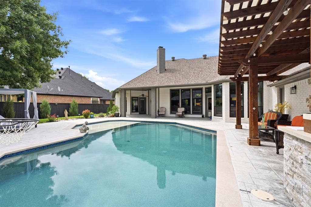 10 Trailside Court, Mansfield, TX 76063 10 Trailside Court, Mansfield, TX 76063