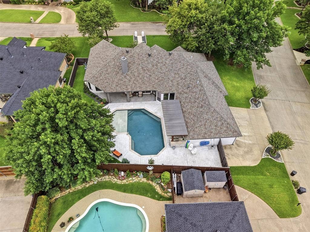 10 Trailside Court, Mansfield, TX 76063 10 Trailside Court, Mansfield, TX 76063