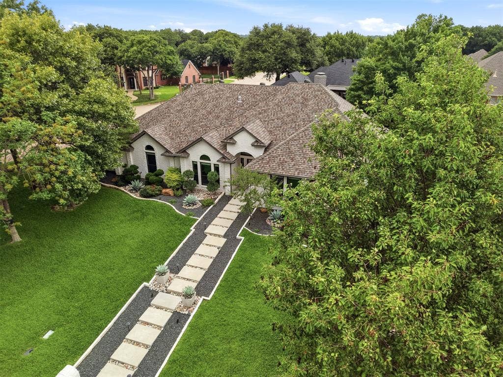 10 Trailside Court, Mansfield, TX 76063 10 Trailside Court, Mansfield, TX 76063