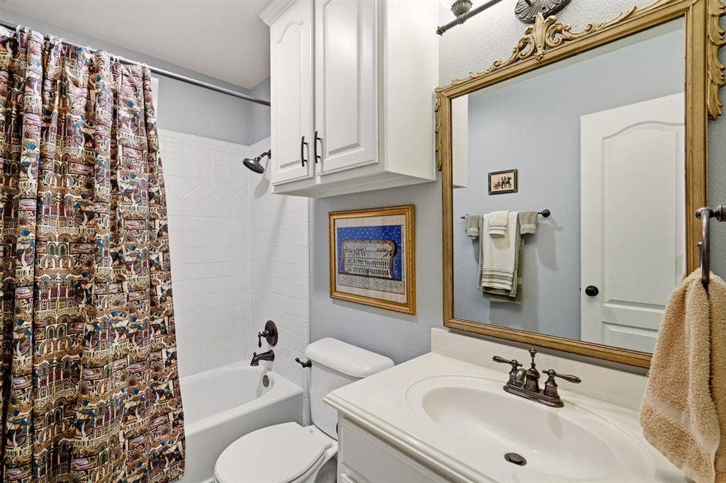 10 Trailside Court, Mansfield, TX 76063 10 Trailside Court, Mansfield, TX 76063