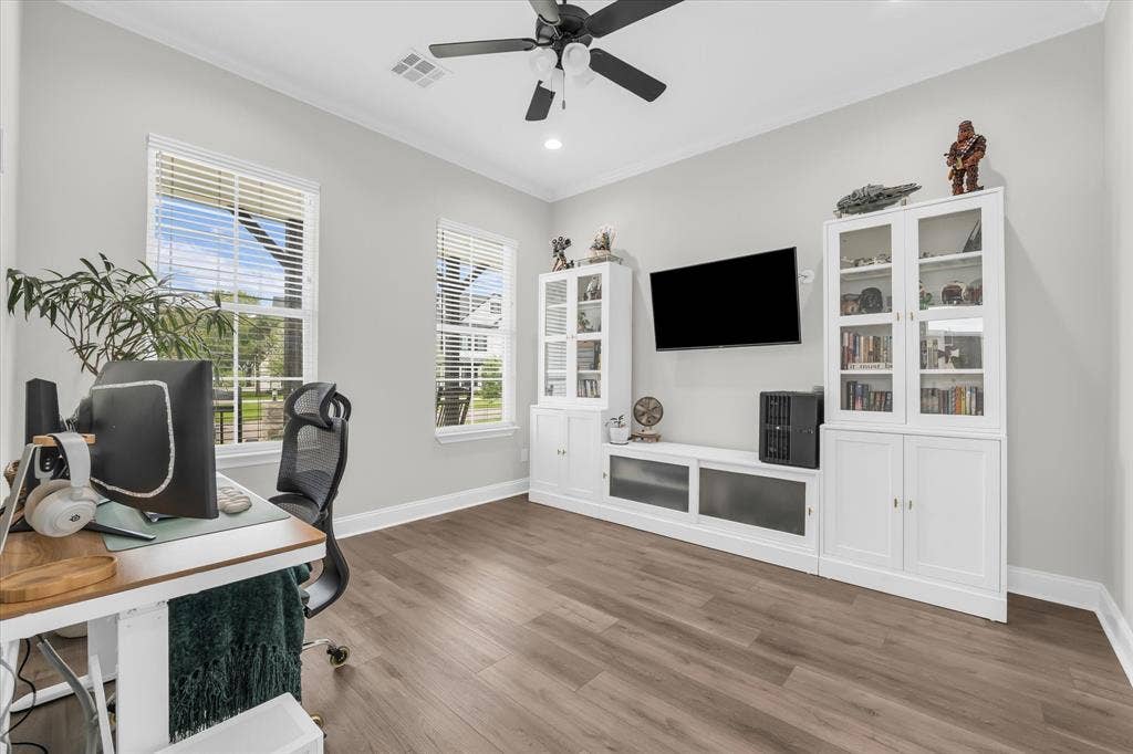 154 Water View Lane, Robinson, TX 76706 office or additional secondary bedroom