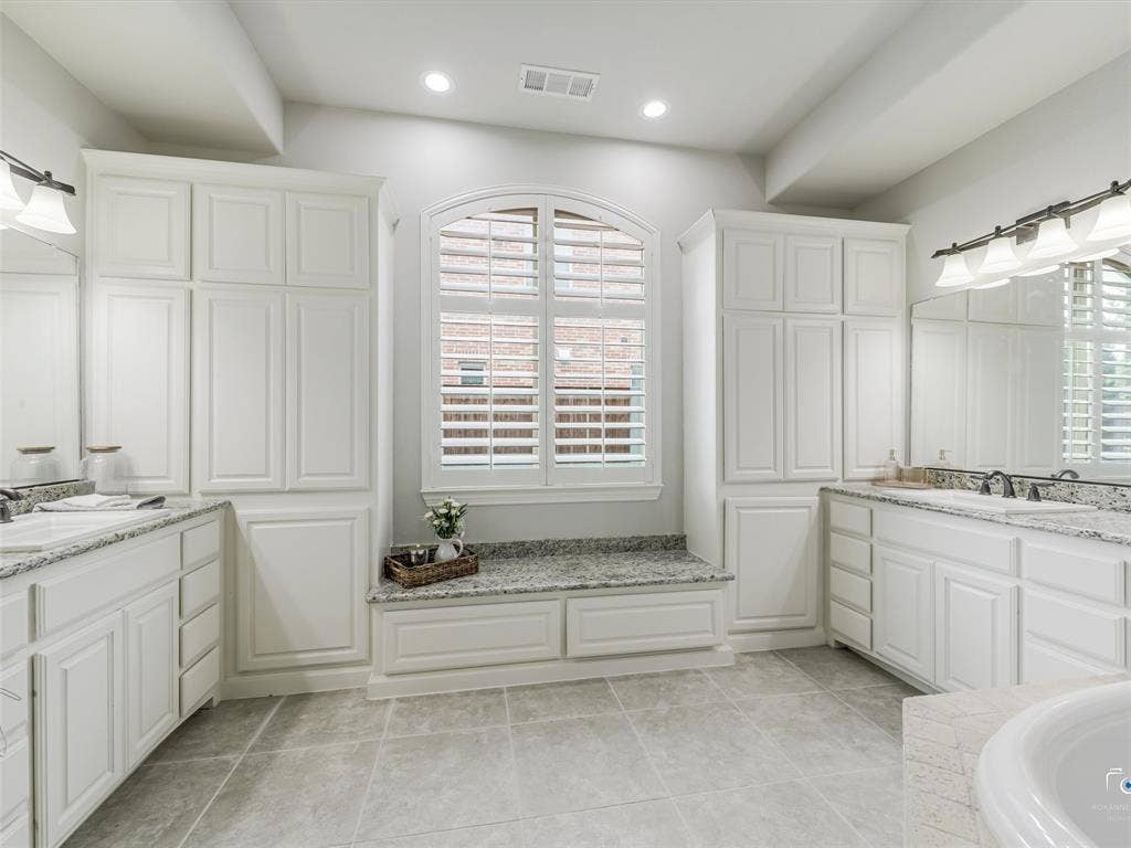 600 Abbey Lane, Prosper, TX 75078 Large Primary Bath