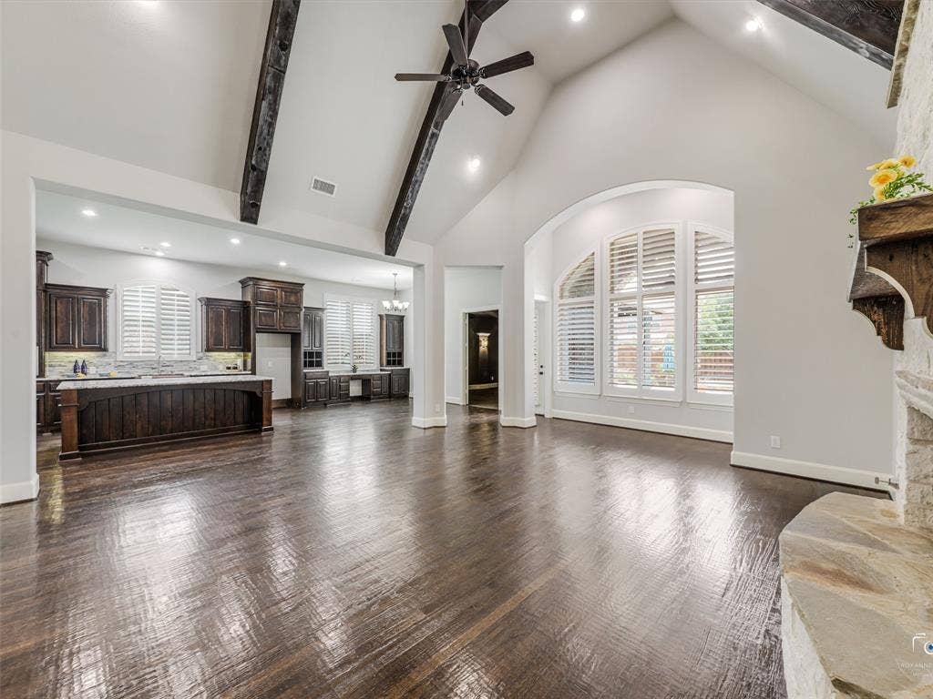 600 Abbey Lane, Prosper, TX 75078 Plantation shutters throughout